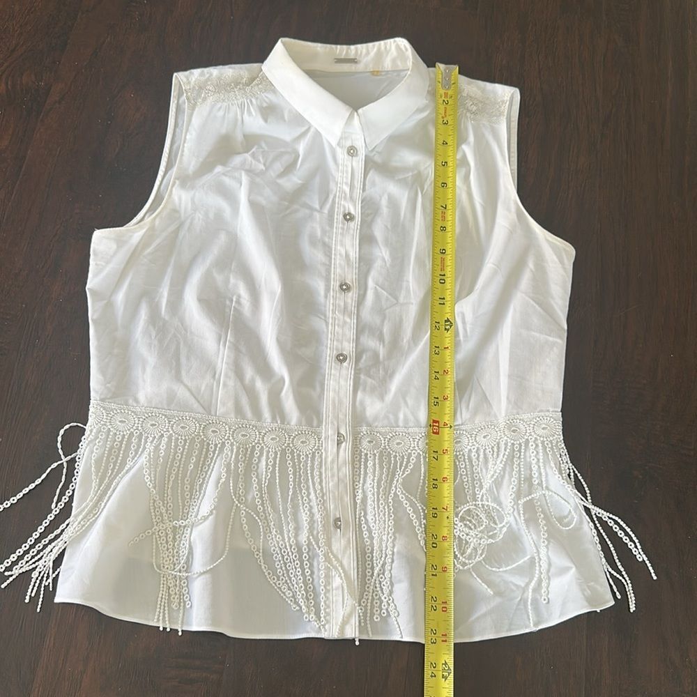 Elie Tahari Women’s White Sleeveless Button Down Blouse with Fringes Size Medium - Picture 10 of 11